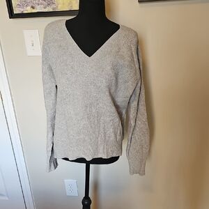 Old Navy Women's V-Neck Sweater - Gray